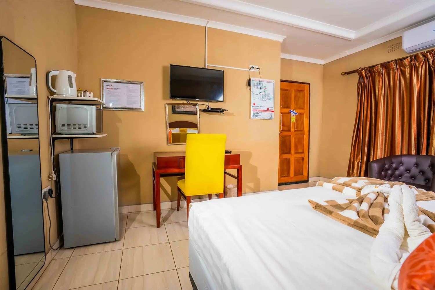 Executive Room